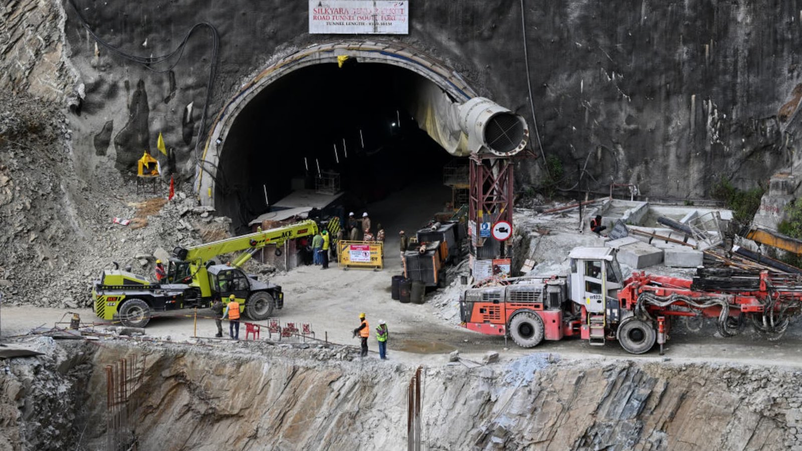 Indian Rescuers Drill Through Debris to Reach 41 Men Trapped in Tunnel